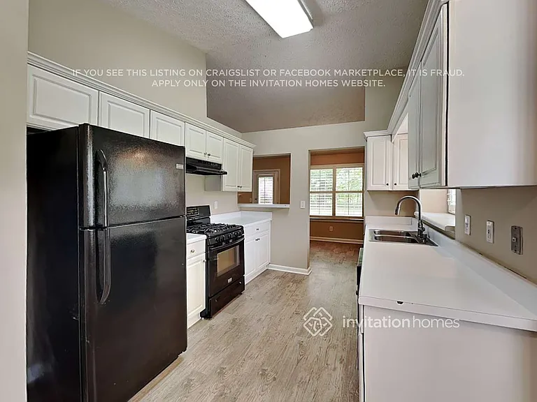 213 Highpoint Xing — Photo 6