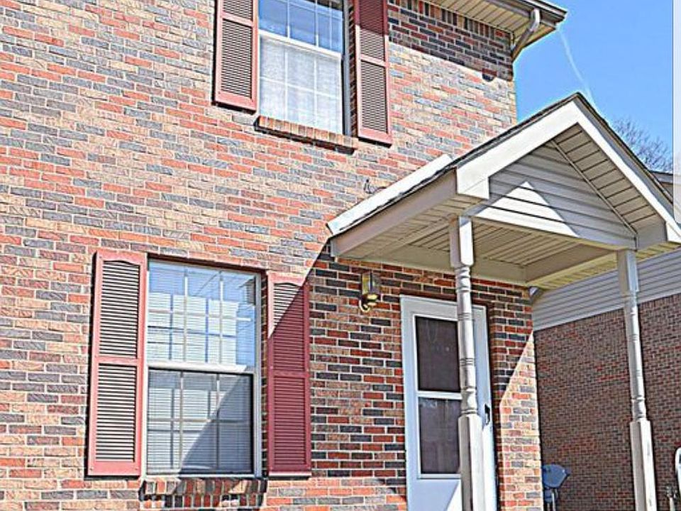 1st image of 105 Hickory Trce APT 4