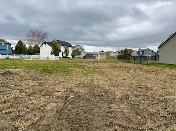 0 SW 24th Ter, Topeka, KS 66614