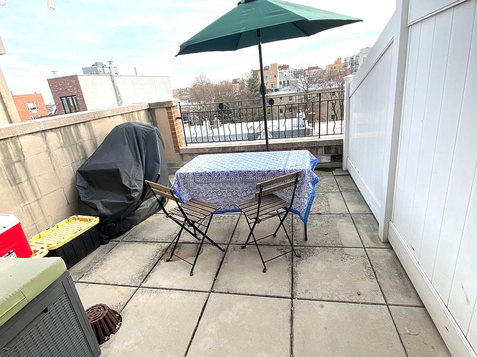 1st image of 2642 28th St APT 5