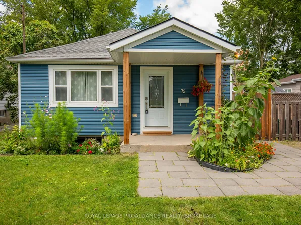 75 Scott St, Kingston, ON K7L 1L6