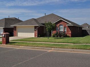 9113 Button Ave, Moore, OK 73160
