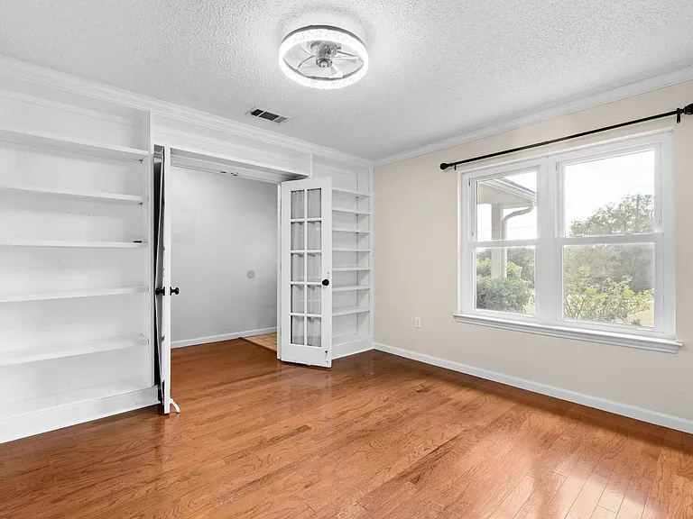 122 County Road 4936 — Photo 18