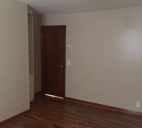 Master bedroom w/ ceiling fan