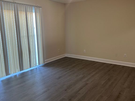 5th image of 2913 A Eastridge Ct
