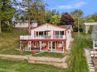 3124 Huston Dr, Millington, MI 48746