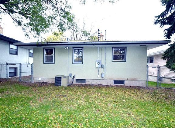 2nd image of 1734 Burns Ave