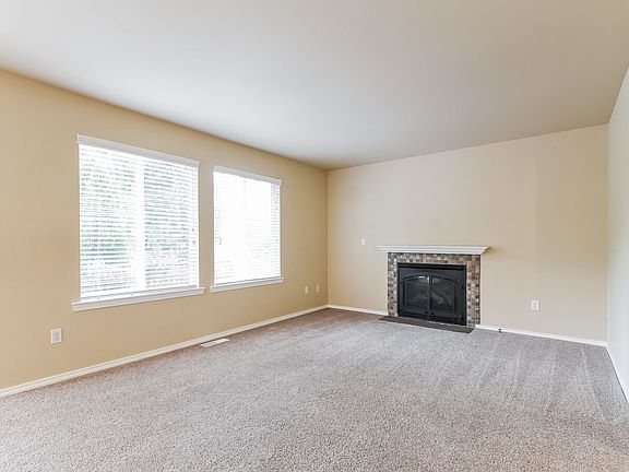 4th image of 1905 135th Street Ct E