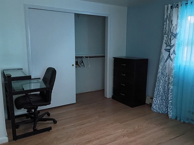 Nautilus Dr — Photo 2