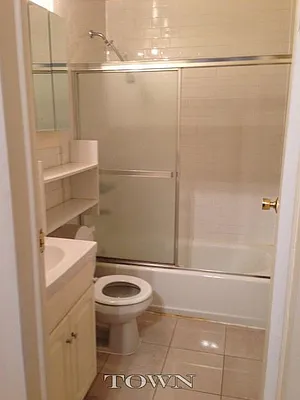 Rented by Town Residential | media 14