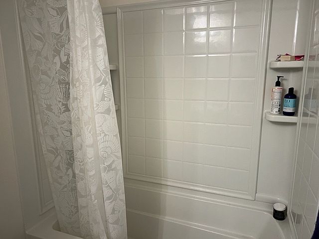 2nd image of 134 1st St APT E