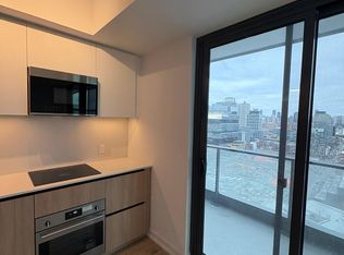35 Parliament St #2110, Toronto, ON M5A 4R2