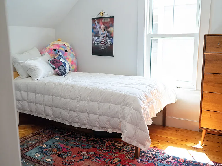 16 Pine St #2 — Photo 6