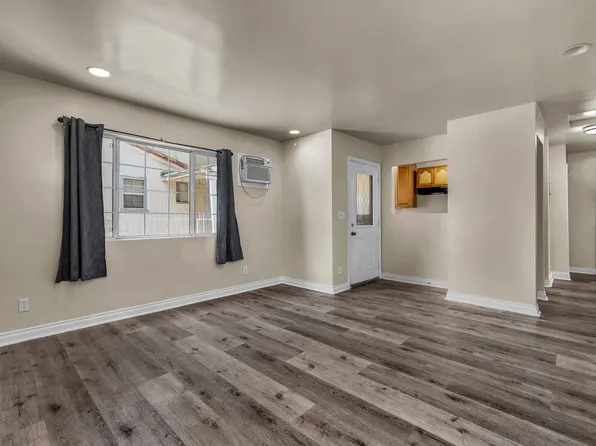 153 E 61st St, Los Angeles, CA