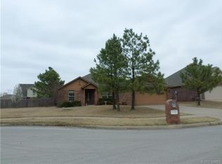1711 W 120th Ct, Jenks, OK 74037