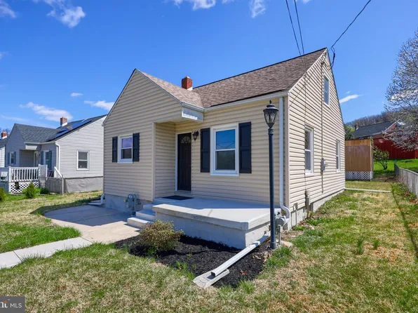 2581 Mayfield St, York, PA 17406