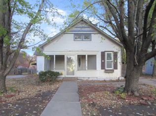 304 Spruce St, Halstead, KS 67056