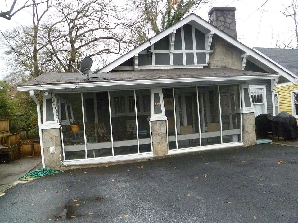 Front of duplex