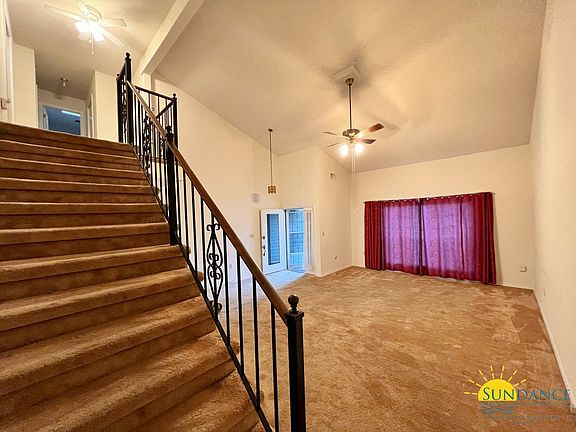2nd image of 802 Holbrook Cir