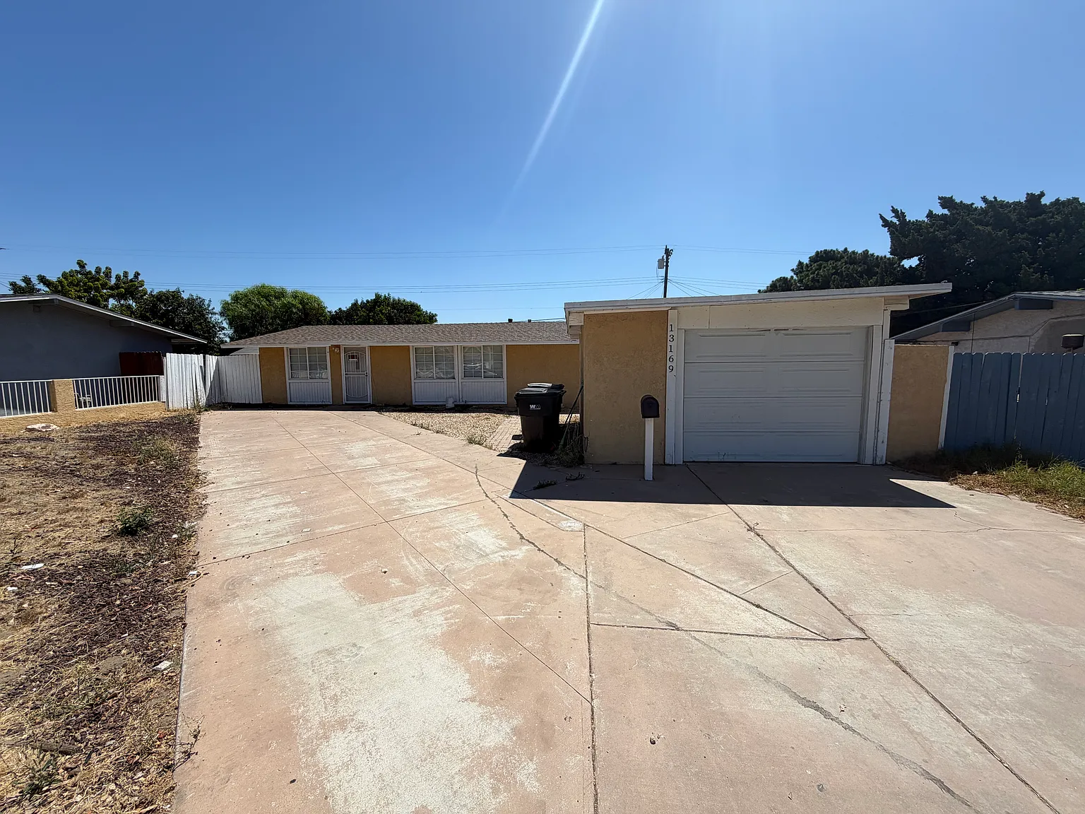 4 bed, 1118 sqft, $3,300 — Photo 2