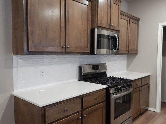 4th image of 917 Coles Creek Ln