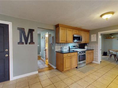 33 Teakwood Dr W, Coventry, RI, 02816