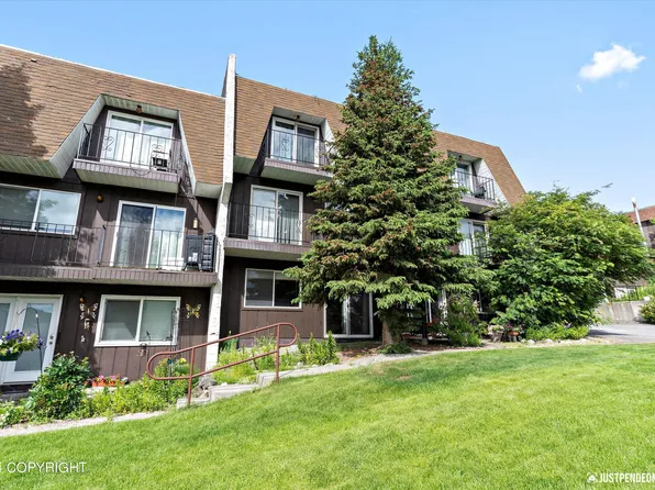 9336 Blackberry St APT 18, Anchorage, AK 99502