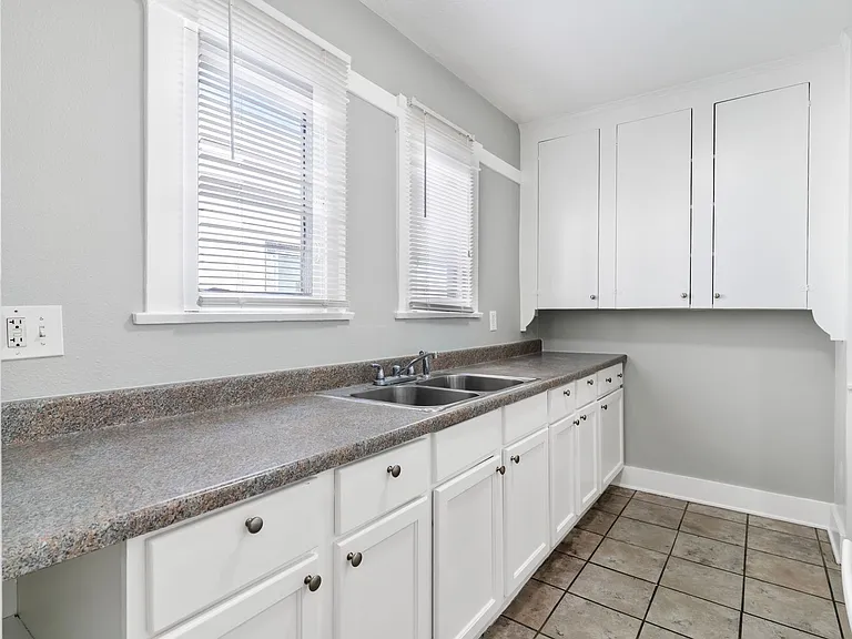 736-752 Olive Avenue — Photo 39