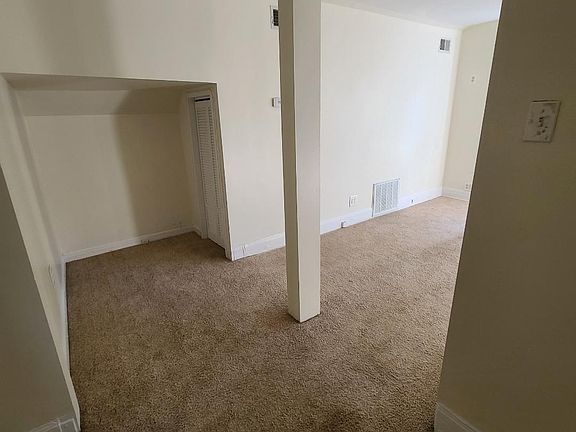 5th image of 1822 W Touhy Ave #2
