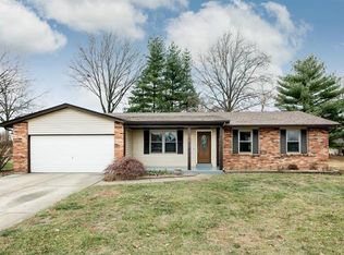 4 Spring Ct, Saint Peters, MO 63376