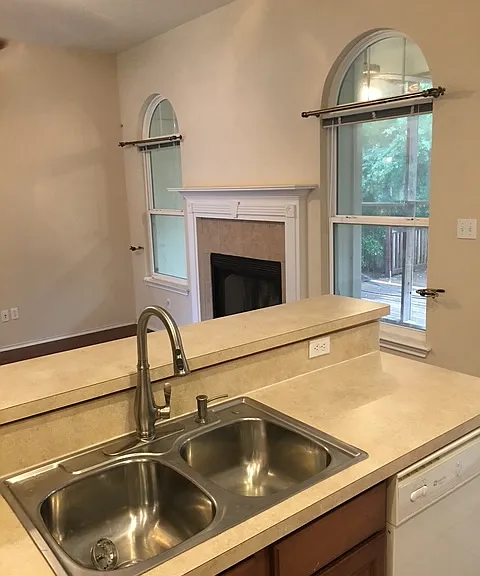 3107 Butterfly Dr — Photo 5