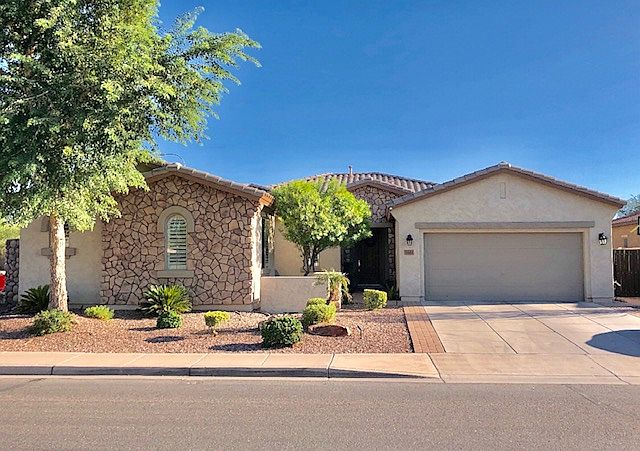 1st image of 3881 E Tonto Pl