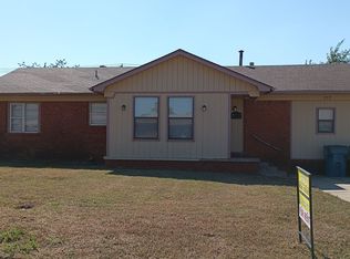 212 W Rose Dr, Midwest City, OK 73110