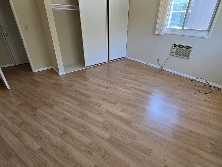 1710 Laurel Canyon Blvd #7 — Photo 2
