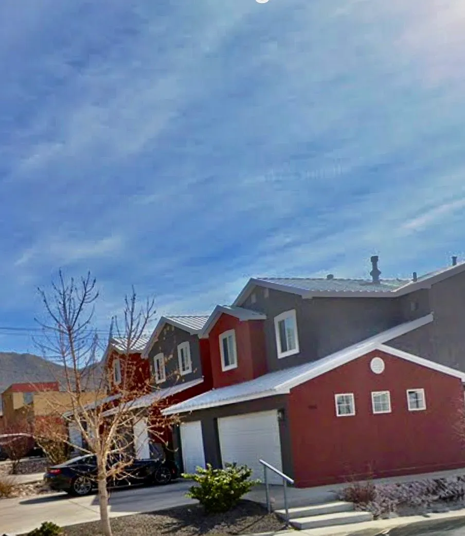900 Chelwood Park Blvd NE — Photo 1