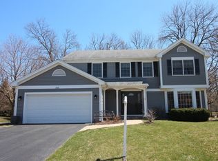 6707 Foxworth Ln, Gurnee, IL 60031