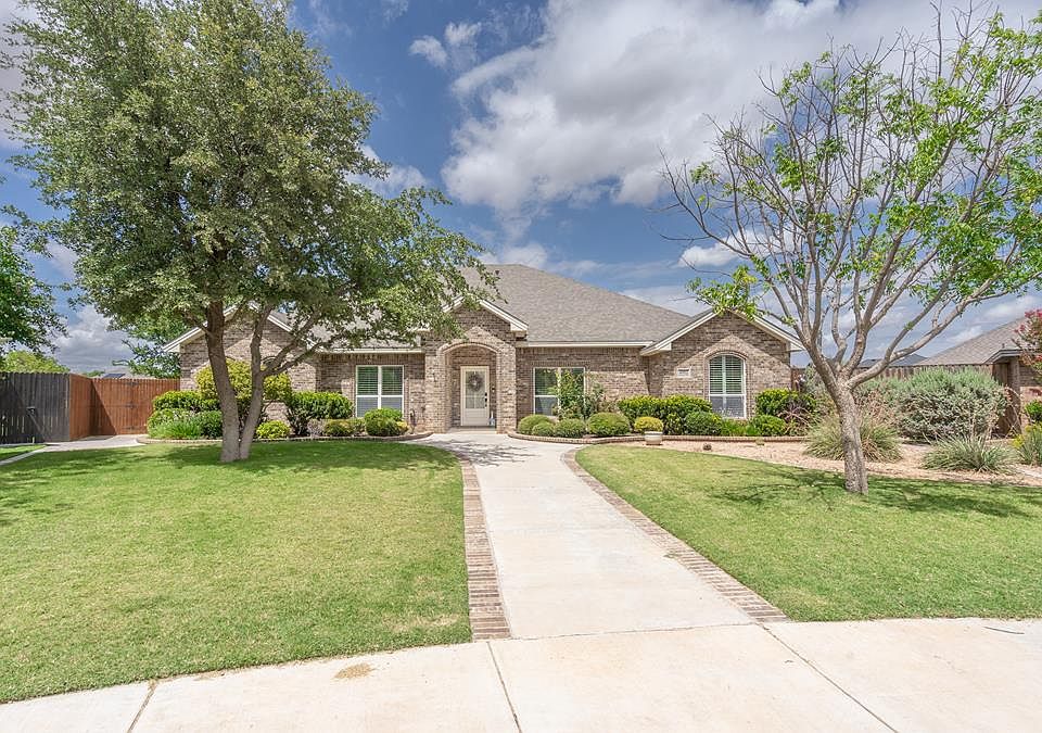 1st image of 4002 Heritage Oaks Dr