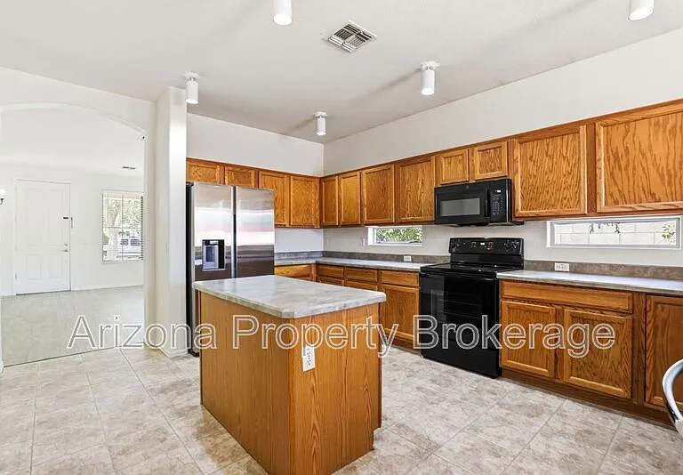 3498 E Bruce Ave — Photo 7