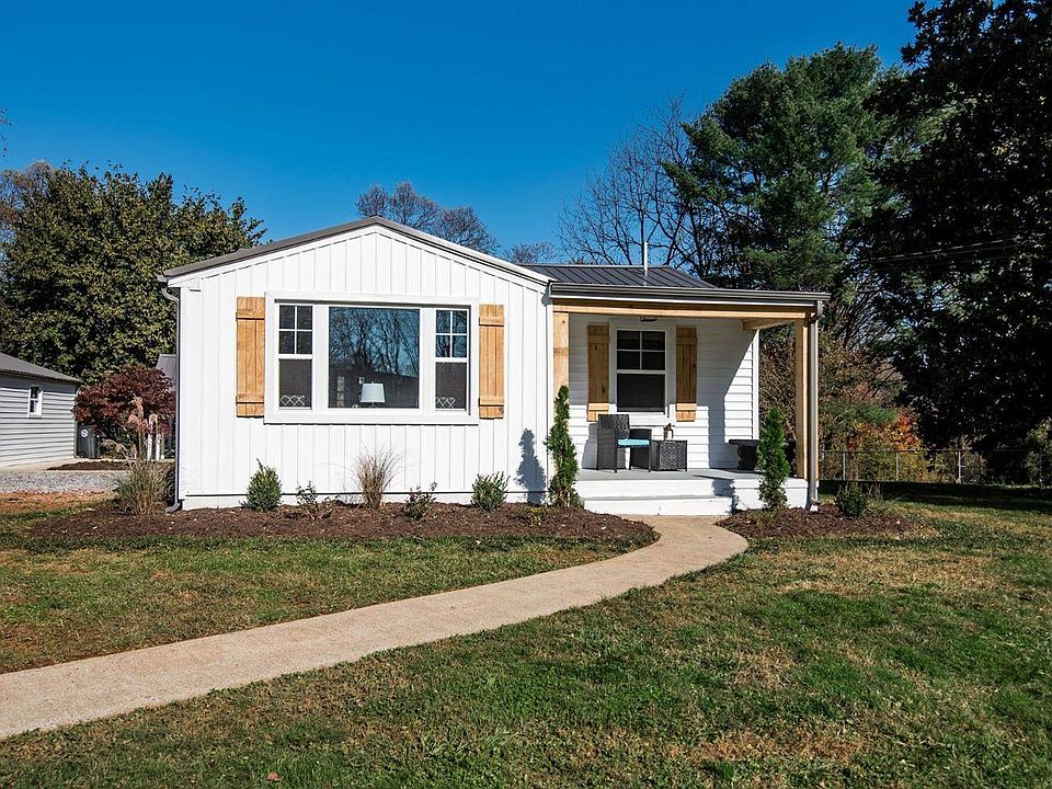 1st image of 106 Phillips Cir