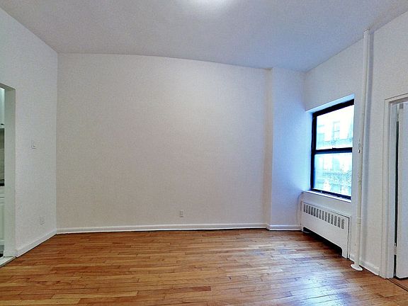 2nd image of 258 E 78th St APT 4C