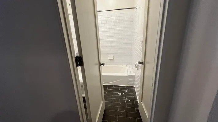 Rented by HOLTON REAL ESTATE INC. | media 15