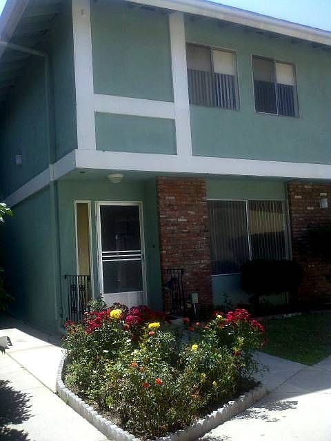 1st image of 743 Arcadia Ave Unit 5