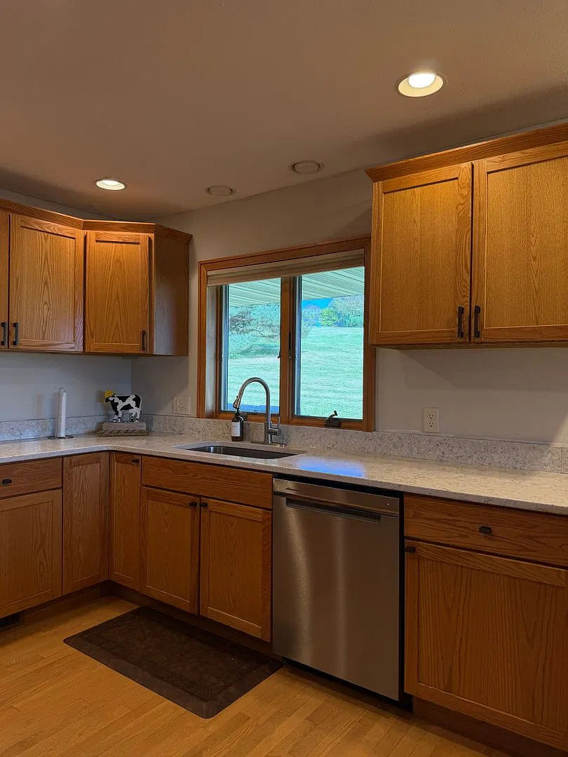 1210 Knower Ave — Photo 3