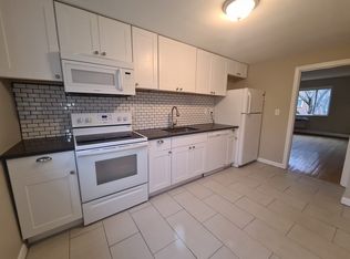72 Bryon Rd APT 4, Chestnut Hill, MA 02467