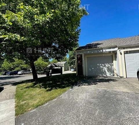 2nd image of 3075 O 25 Bonefish Cir