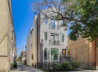 1142 W Cornelia Ave #3, Chicago, IL 60657