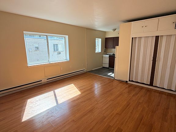 3rd image of 158 Fountain St #1-C-2