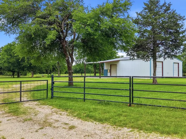 2700 Randell Lake Rd, Denison, TX 75020