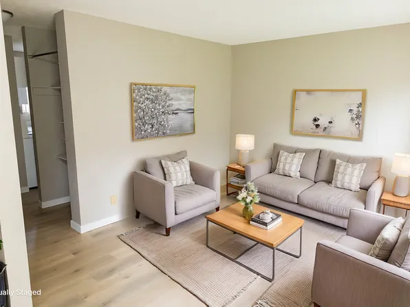 Highland Park Townhomes