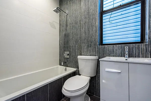 Rented by Nooklyn NYC LLC | media 47